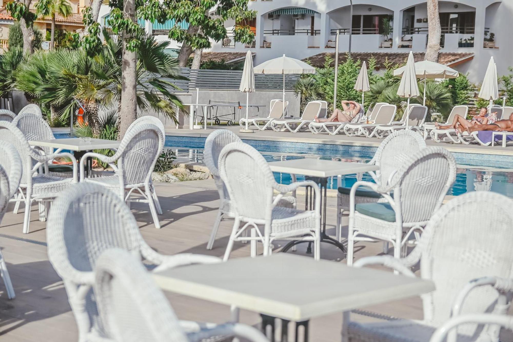 Hotel Lliteras 칼라 라트자다 외부 사진