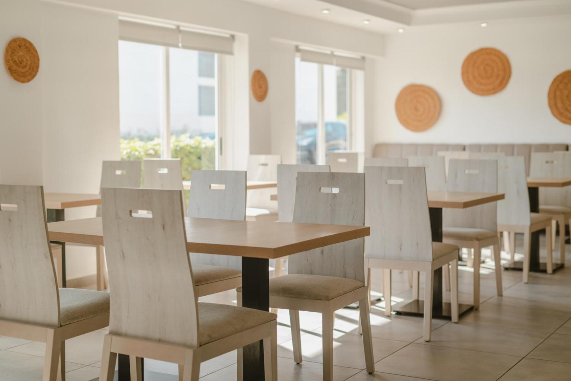 Hotel Lliteras 칼라 라트자다 외부 사진