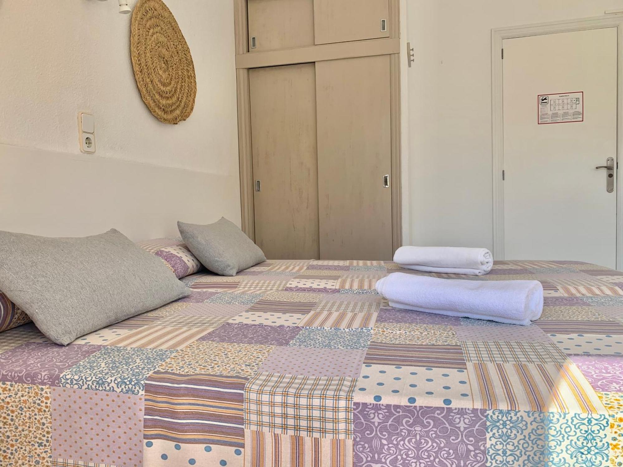 Hotel Lliteras 칼라 라트자다 외부 사진